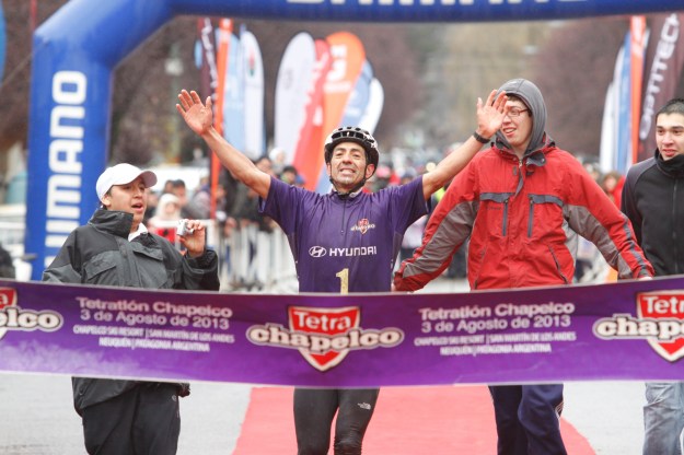Tetratlon de Chapelco 2013, Ricardo Curruhinca ganador_MG_0380