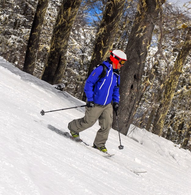 Chapelco 2013 - Antoine Bouvier, campeon mundial de telemark, sorprendido por los bosques de Chapelco.