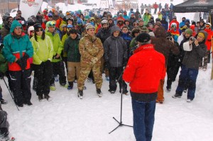 Ministro leandro Bertoya inaugurando silla del mocho _MG_6797 - copia