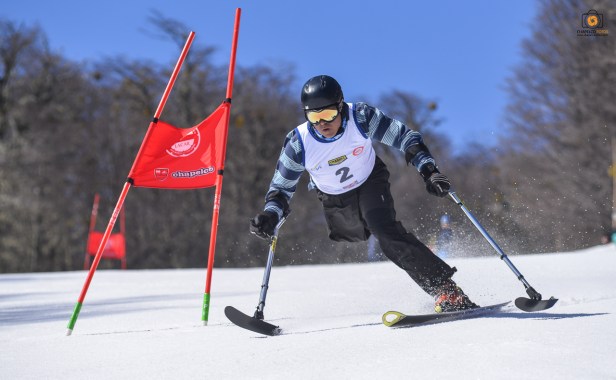 Pablo Traversaro (esquel) corriendo el slalom gigante chapelco 2015 DAC_7014