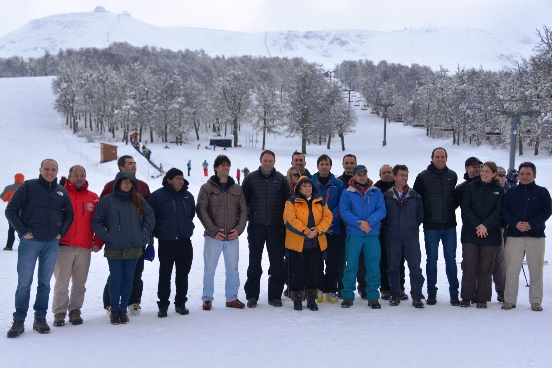 Chapelco, La Intendente Rebolledo y fuerzas vivas de la ciudad se hicieron presentes en la apertura de temporada DAC_1810.JPG