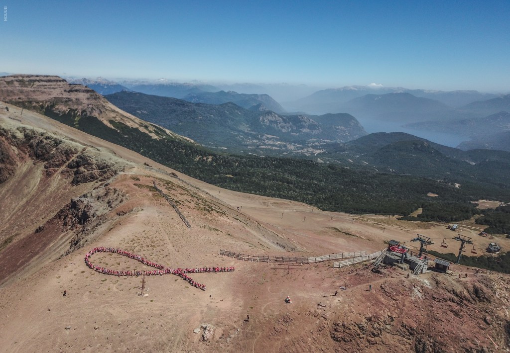 Chapelco Ski Resort realizará la nueva edición de #JUNTOS AL TETA 2022, su 8°campaña por la concientización sobre la importancia de la detección temprana del cáncer de&nbsp;mama.